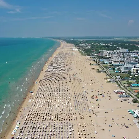 Relaxing In Bibione-beahost 公寓