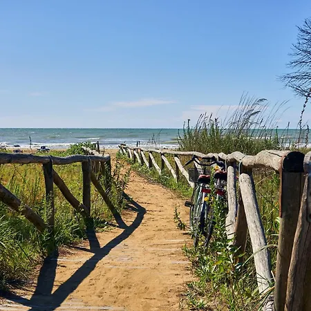 Relaxing In Bibione-beahost *
