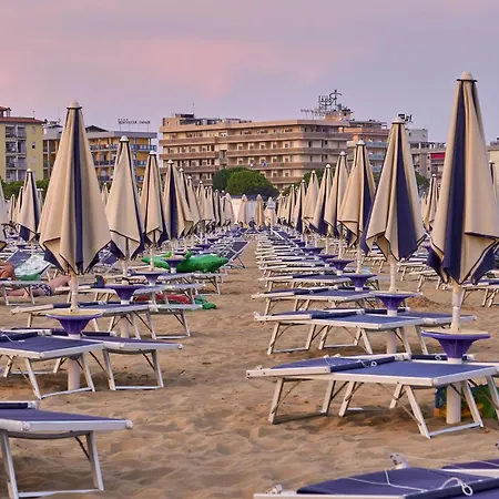 Relaxing In Bibione-beahost * 比比翁